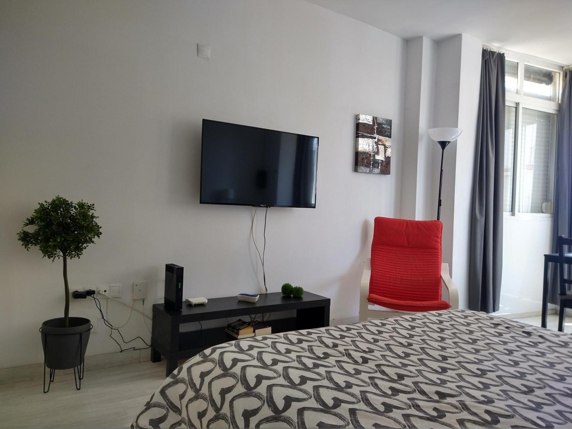 Amplio Estudio,Vista Mar Y Montana, A Pasos Del Centro Torremolinos Cameră foto
